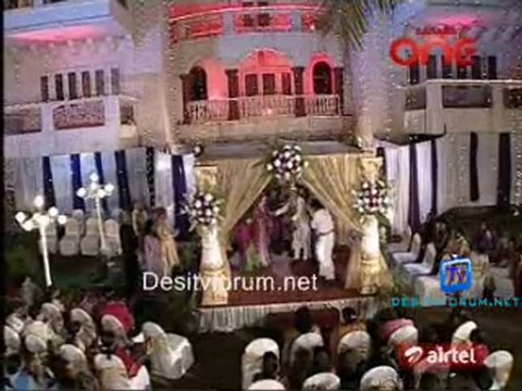 Woh Rehne Wali Mehlon Ki - 29th September 2011 - Part3