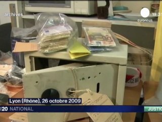 Francia: un mando policial acusado de corrupción,...