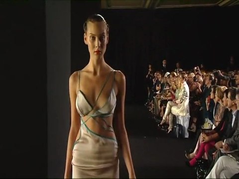 Le défilé Fatima Lopes PAP printemps/été 2012