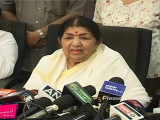 Lataji at launching of  Lataji collection on "SAREGAMA"   12