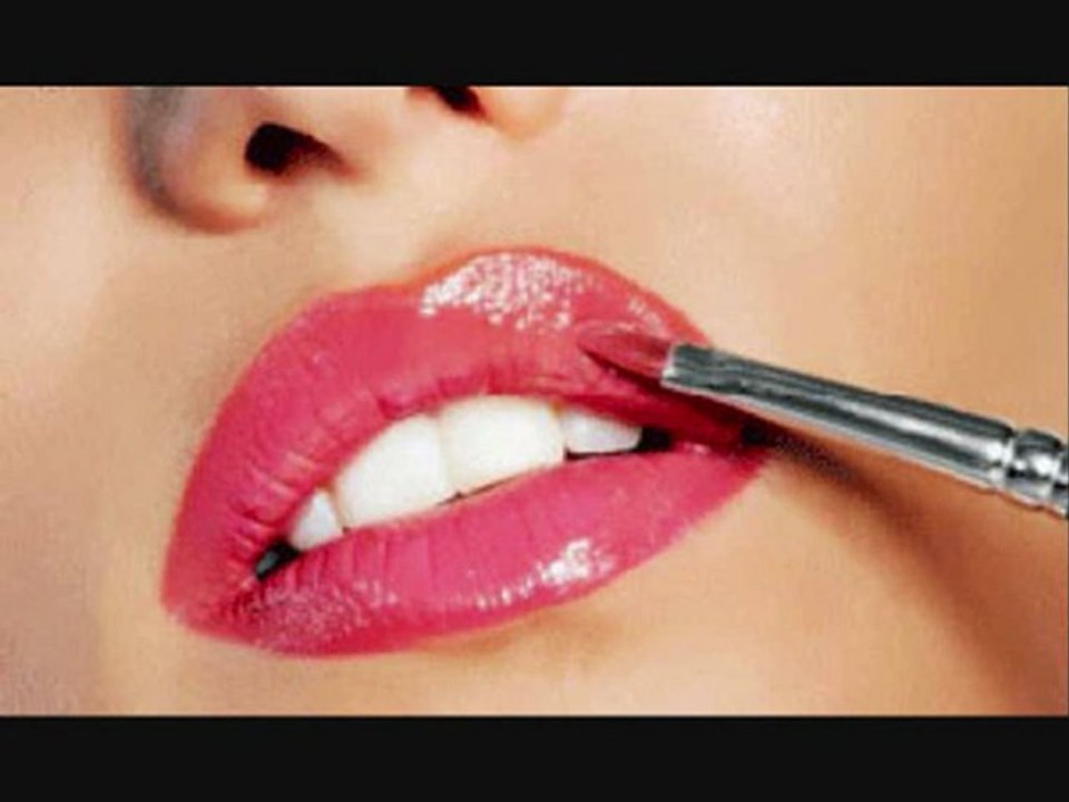 Tutoriel contour de lèvres maquillage débutant ! Vidéo Tuto