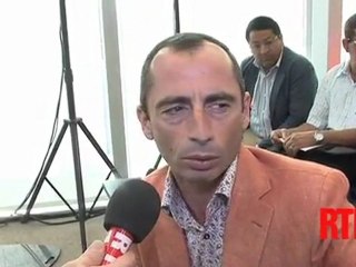 Gérald Mossé, qui sera le jockey de Reliable Man (N.12), admet le gros potentiel de son cheval et ne s'inquiète pas de la dureté du terrain