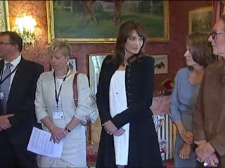 Elysée : un bébé ne remontera pas la cote de Sarkozy