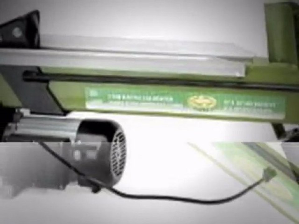 At Best Electric Log Splitter Reviews we help take all the guess work out of purchasing your new electric log splitter so that you can spend less back breaking hours chopping wood.