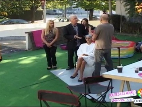 Spécial des vacances de rêves avec Jacky au camping sur le parking d'IDF1 (5)