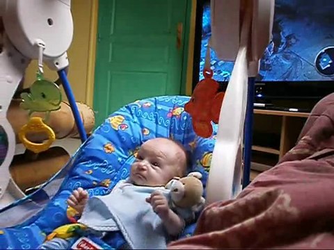 Vidéo Kylian 2mois et demi XD