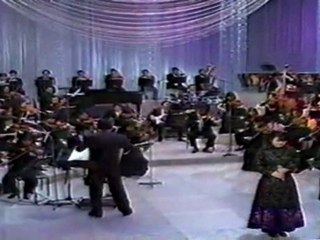 Un Buco Nella Sabbia by Machiko Watanabe and Satoko Ishimine 「砂の中に消えた涙」