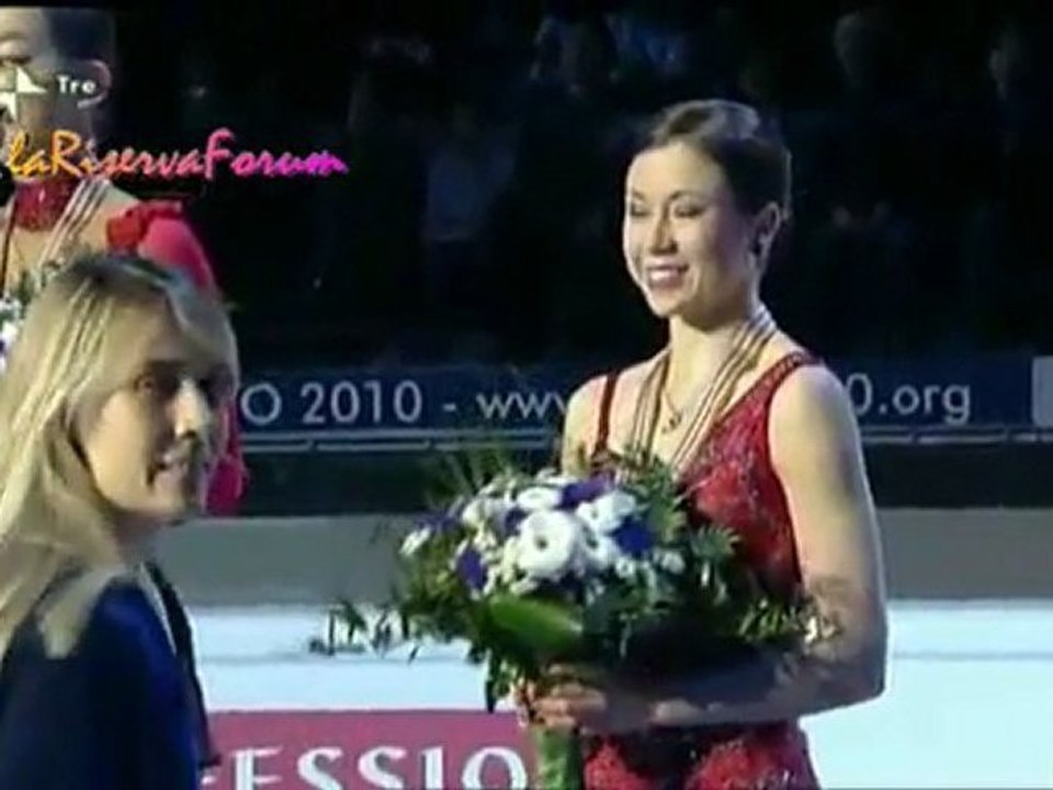 2010世界フィギア 浅田真央優勝セレモニー