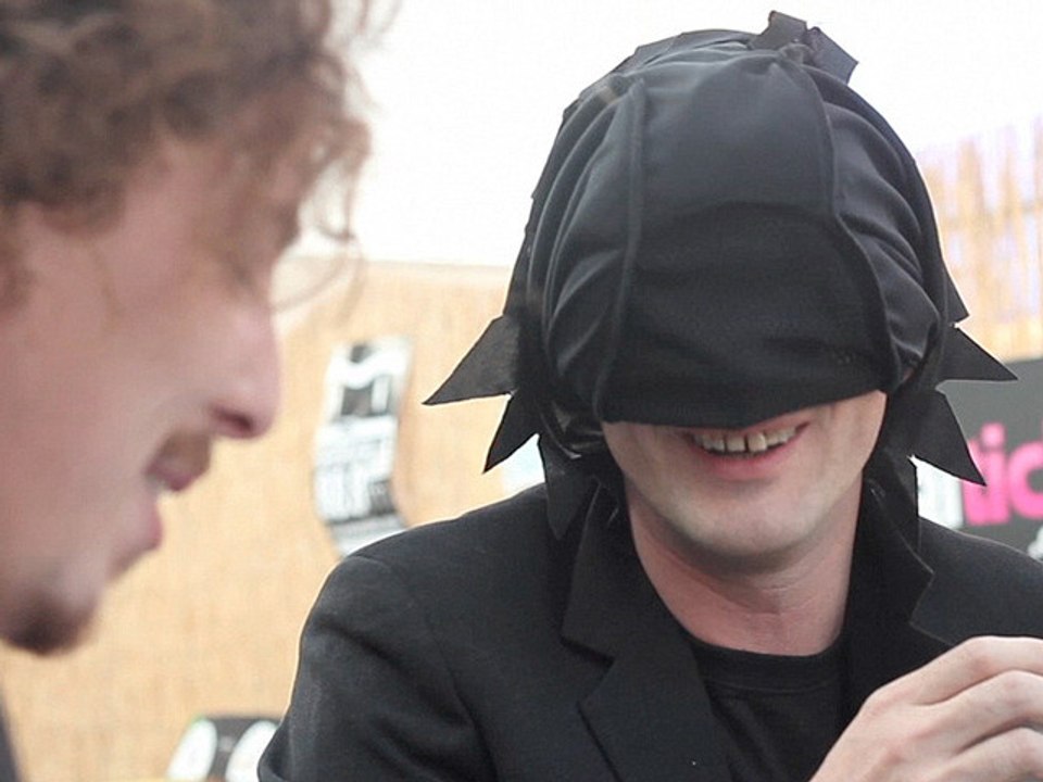 Stupeflip en interview pour "The Hypnoflip Invasion" au Festival Marsatac