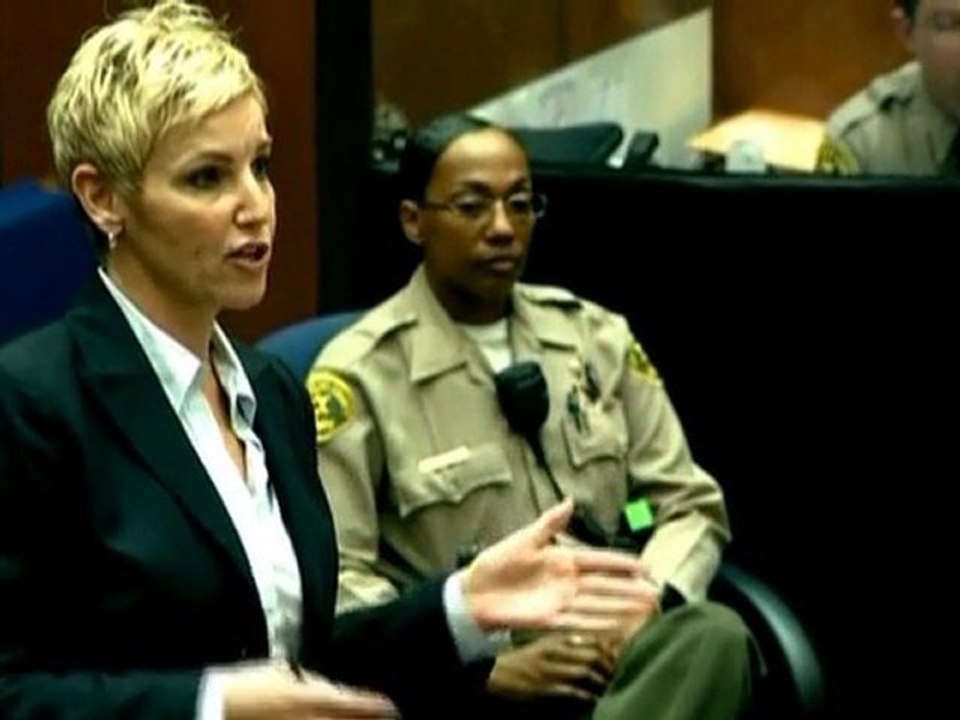 Murray "startled," paramedic says