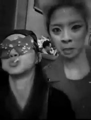 F(x) Amber taking selcas with Solmi (choreographer) during hot summer mv filming ^^