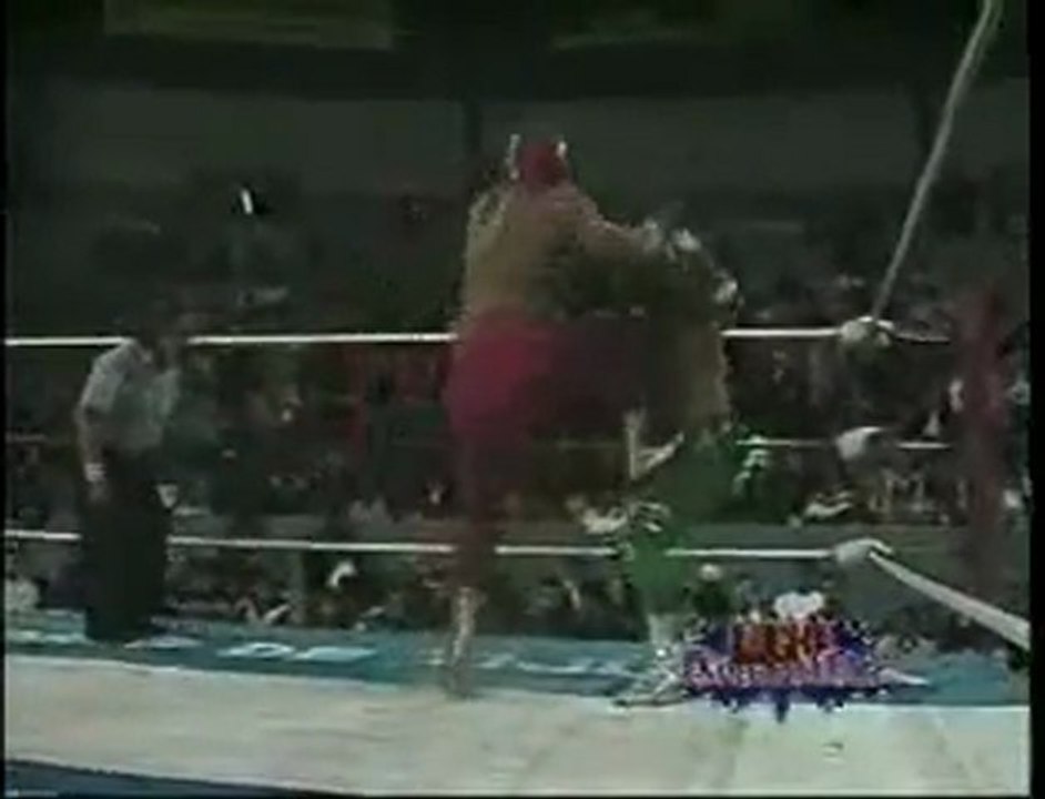 Mil Mascaras & Dos Caras vs Canek & Villano III--PT2.