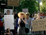 New York : les manifestants anti-crise dénoncent les...