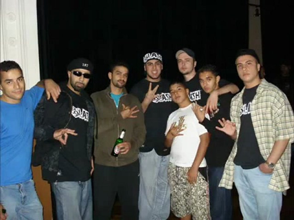 Musa feat Gülsah  Yalan.mp4  gokkusagifm.net