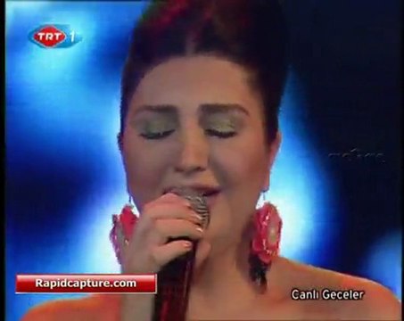Sibel CAN ♫♥♪ Sen Kimseyi Sevemezsin ♫♥♪