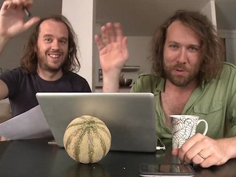 La Chanson du Dimanche, questions réponses 1, les chansons sur Internet et les concerts