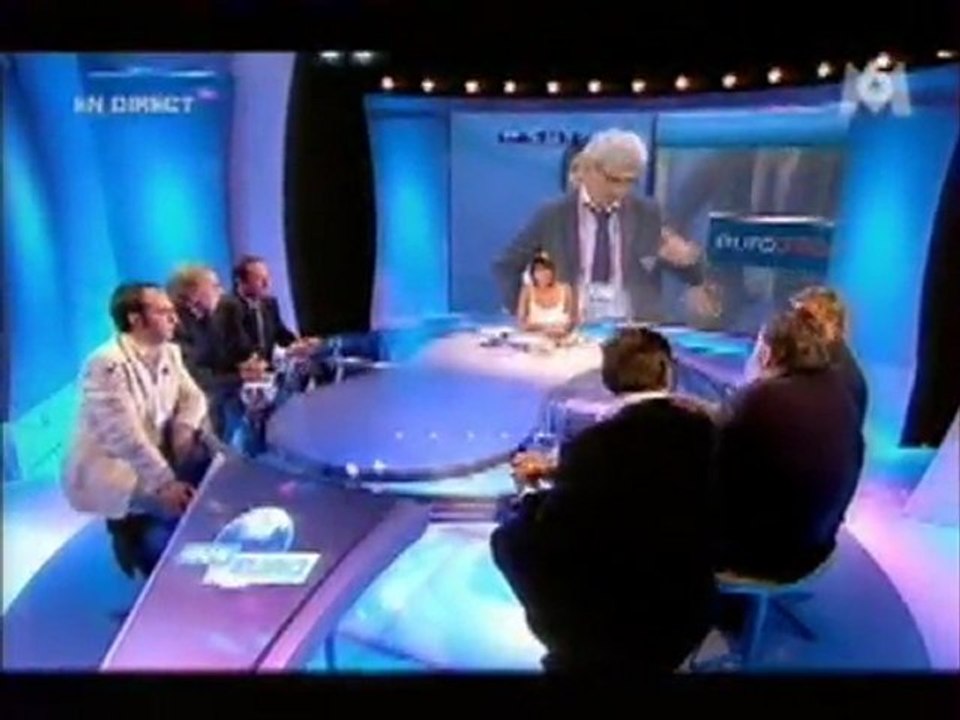 rions un peu avec le football : 7ème partie
