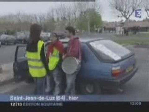 Manifs Anti-CPE [ Renvoyé du lycée ]