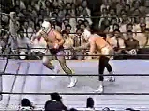 Mil Mascaras vs The Destroyer Part 4.