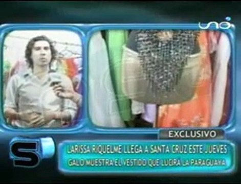 Larissa Riquelme - Expocruz 2011