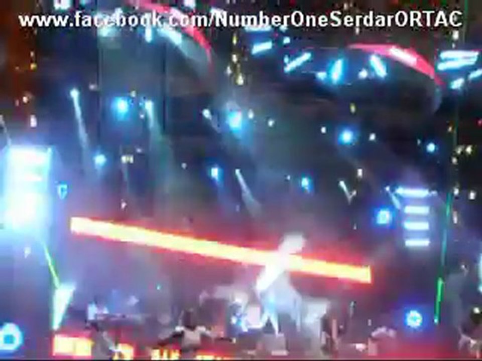 Serdar Ortaç & Poşet (2 Ekim 2011 Turkcell Kuru Çeşme Arena)