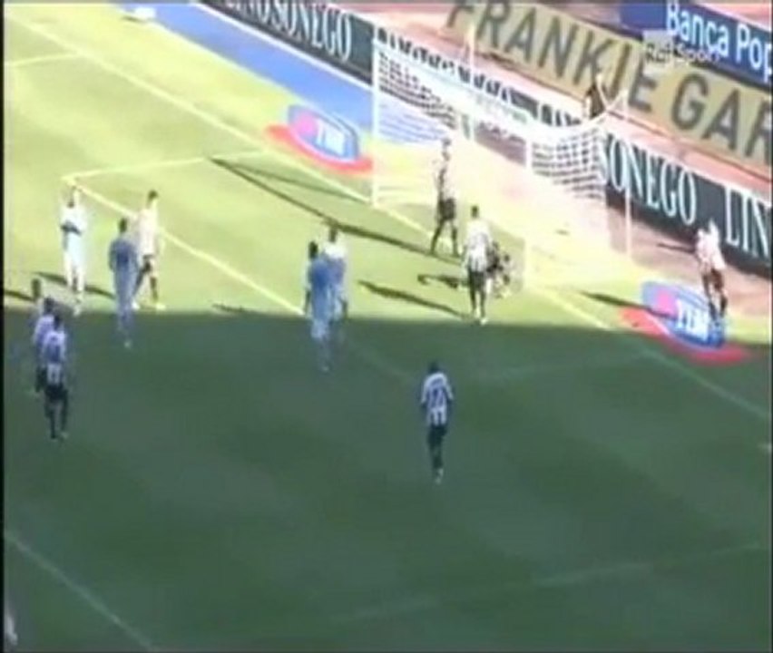 Vong 5 Serie A - Udinese 2 0 Bologna (02.10.2011)