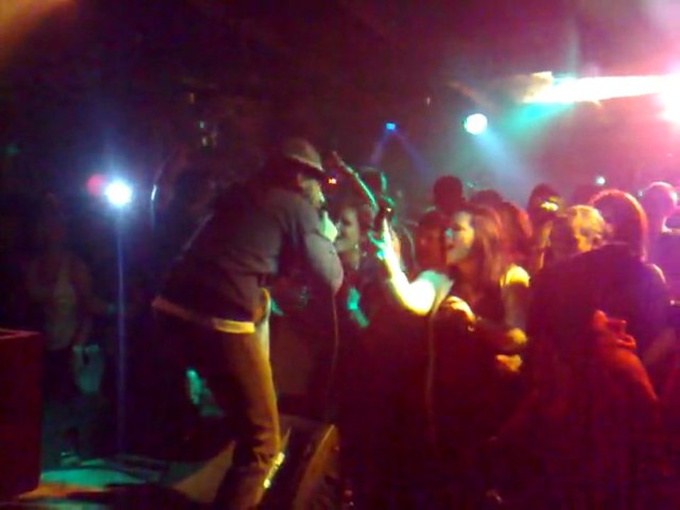 Tairo " Si j avais pas connu cette fille " Live Messancy