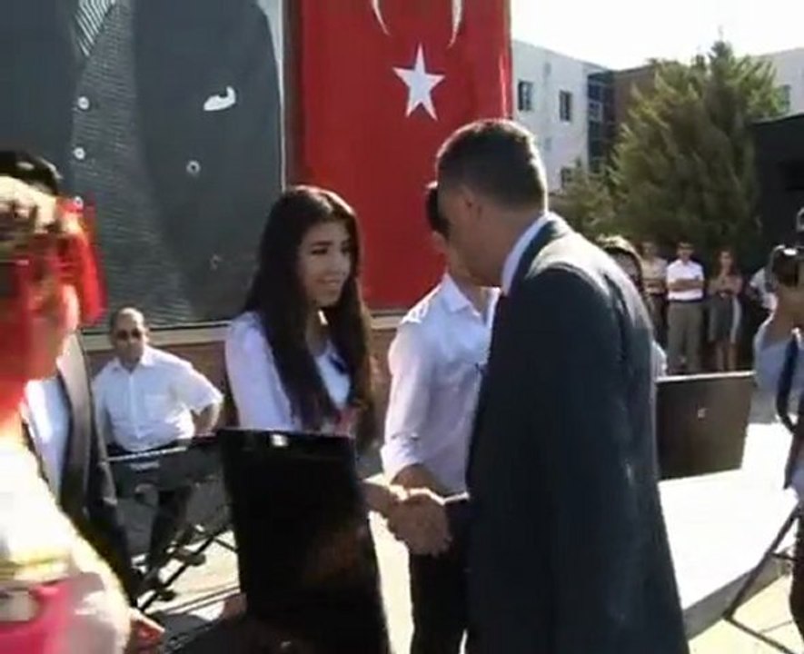 700 bal Xavər Feyzullayeva