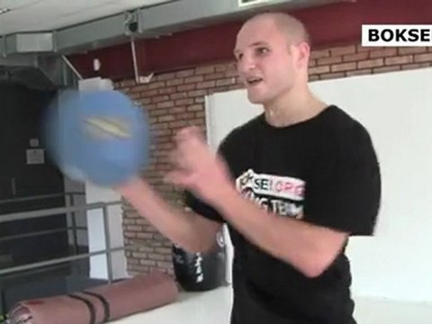 Maciej Sulęcki - trening z piłką lekarską