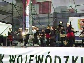 2009.09.06 Almost like Cats-children-dynamical elements-MOV06684