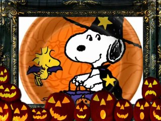 PEANUTS Halloween Party Supplies