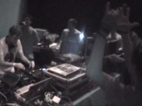 PUPAJIM & STAND HIGH PATROL - MARSEILLE DUB STATION #15