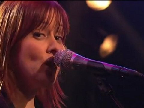 Suzanne Vega - Tom's Diner (From Live At Montreux )