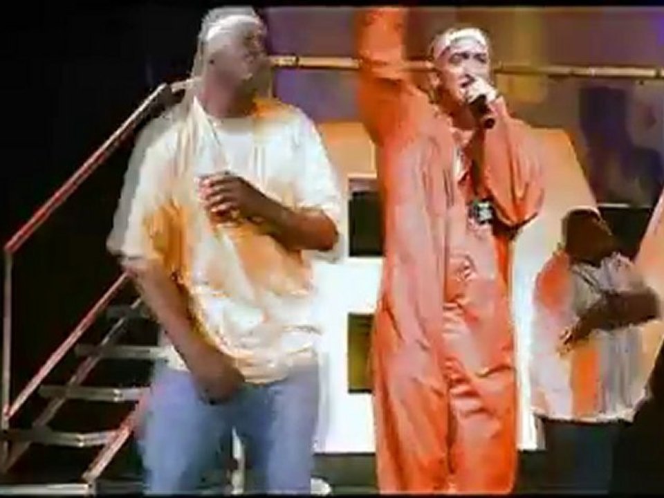 Eminem - Real Slim Shady (From "The Up In Smoke Tour")