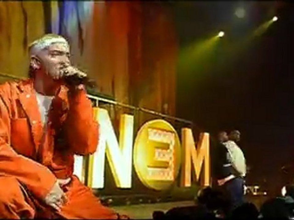 Eminem - Real Slim Shady (From "The Up In Smoke Tour" DVD) - video  Dailymotion