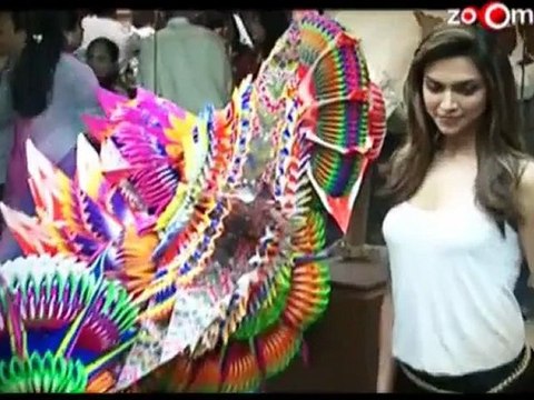 Shahrukh Khan attends Deepika Padukone's house warming party