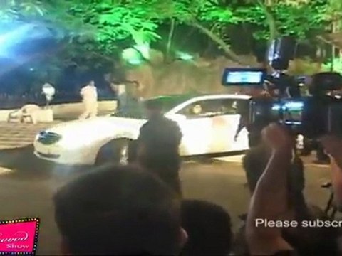 Big B Amitaqbh With Aishwarya & Jaya Bachchan On Durga Puja At Sanjay Dutt's Home