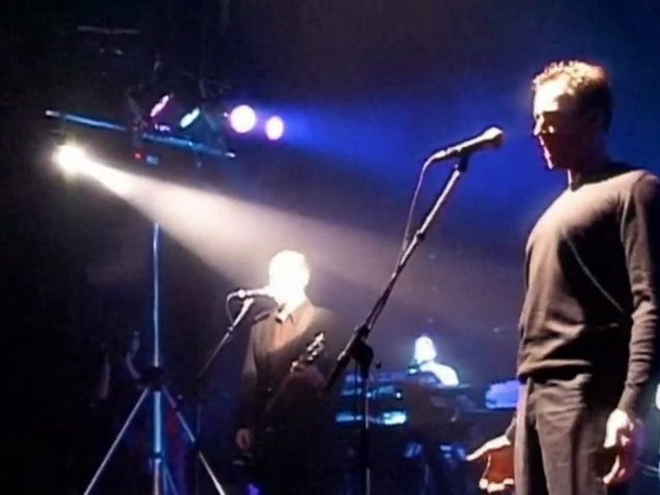 Midge Ure - Vienna (From "Rewind: The Greatest Hits Tour" DVD)