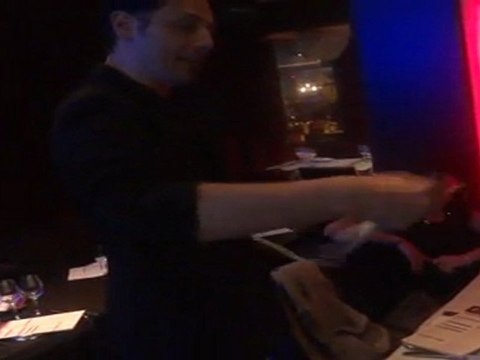 diner spectacle a paris soiree sur les champs elysee restaurant cabaret paris casa del fox