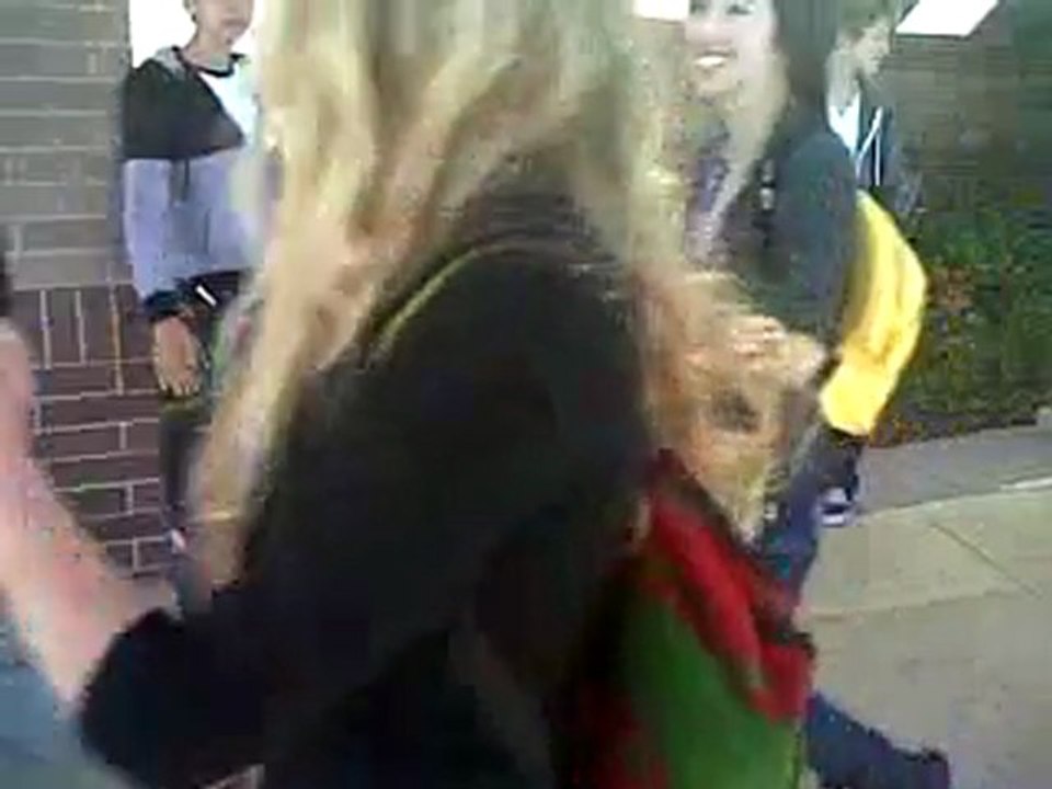 VID 00016-20111004-1456