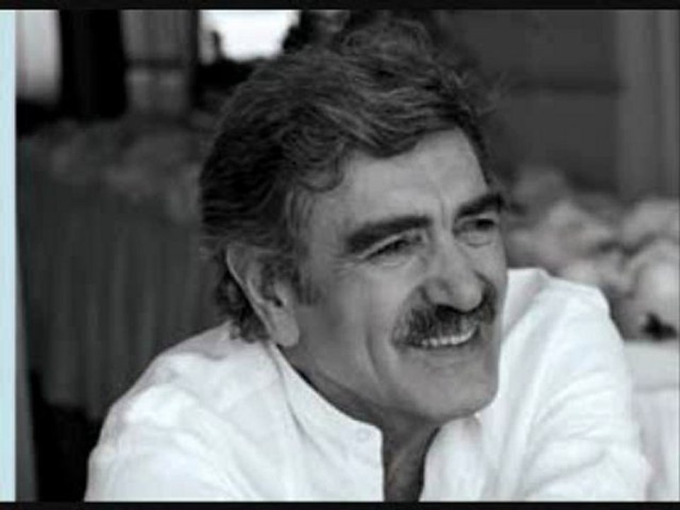 Ben meylimi üç güzele düşürdüm-Rahmi Saltuk