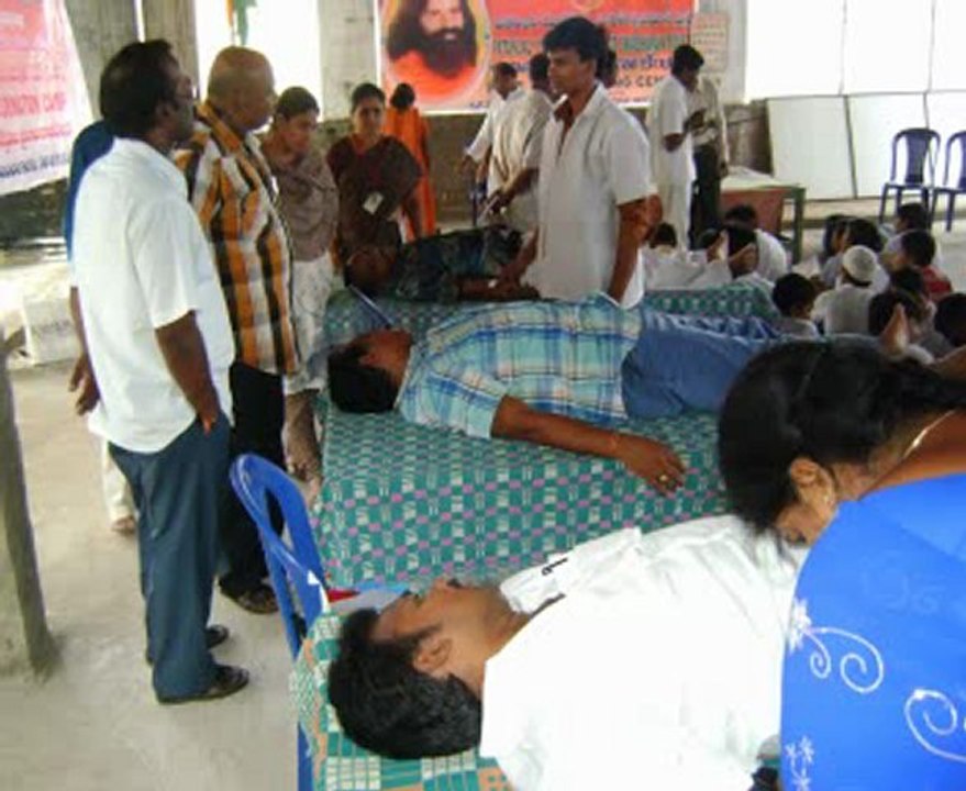 PATANJALIYOGA BLOOD  DONATION-RED CROSS VIJAYAWADA ON 15-8-11