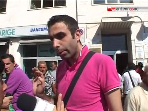 TG 04.10.11 Crollo Barletta, Il nipote della donna incinta richiama le istituzioni: Vergogna