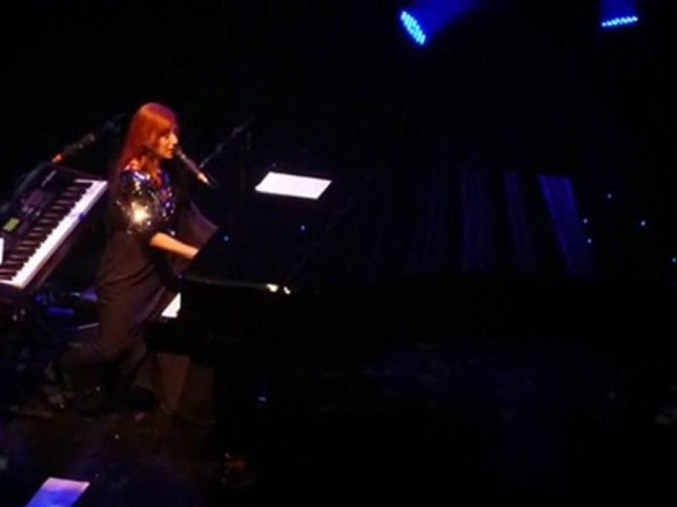 Tori Amos - Winter (live)