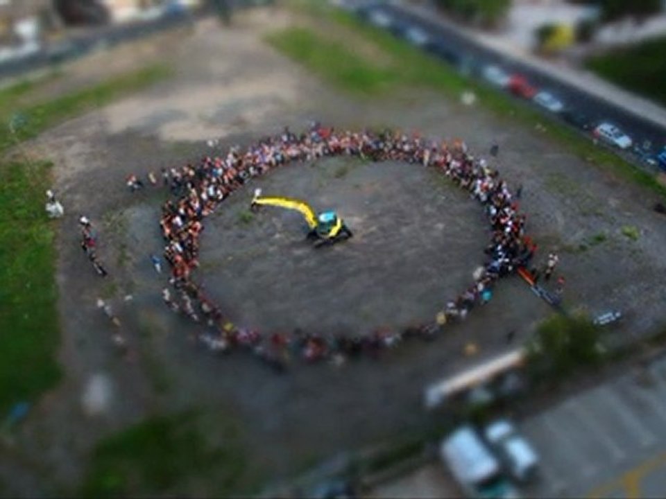 Ouverture de saison (Comédie de Clermont / Compagnie Beau Geste) version 720x576 + Tilt-shift recadré