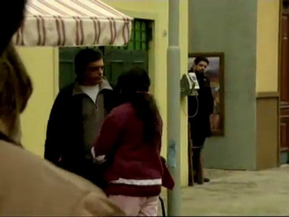 Antonio y Mecha se besan tras ser ella declarada inocente