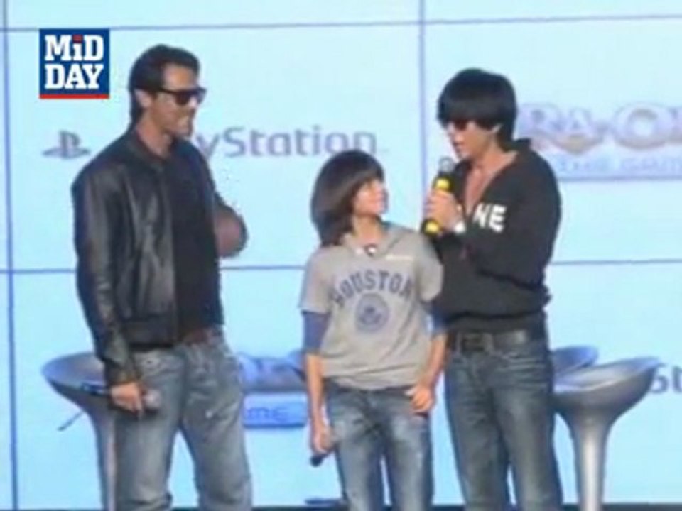 Shah Rukh Khan & Arjun Rampal launches Ra.One games