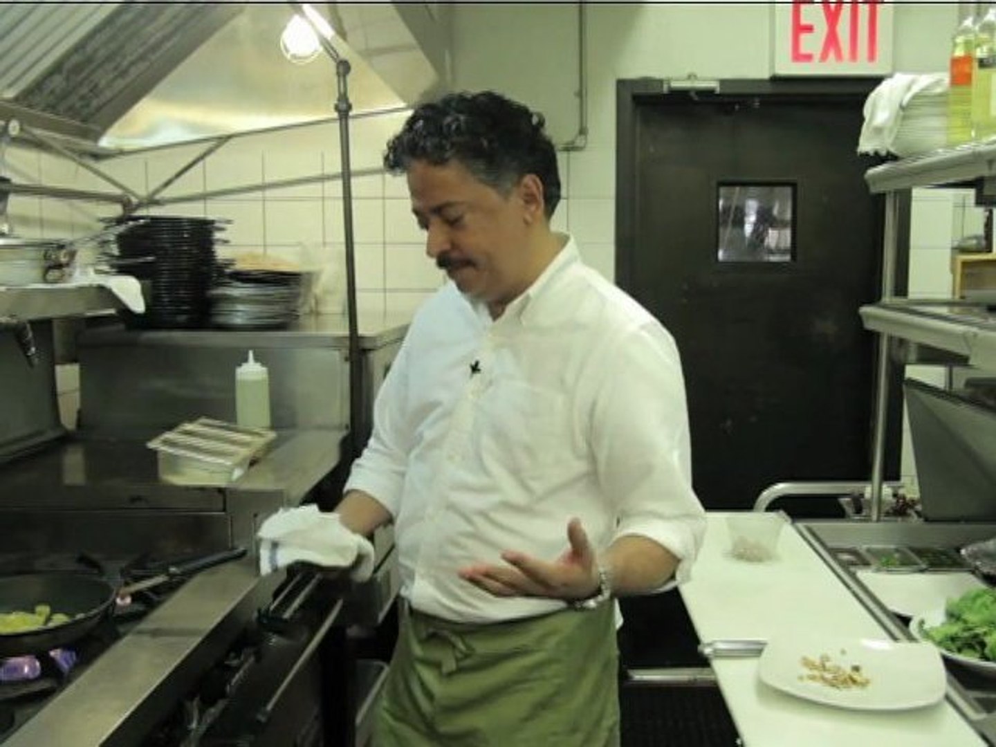 How to Saute Spinach - Latin American Style