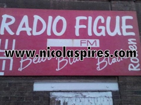 Interview de Nicolas Pirès ( auteur d Un Bouquet d'oeillets rouges ) à Radio Figue le 05/10/2011