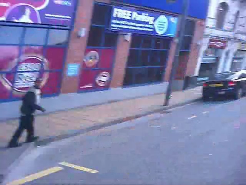 YJ08 CEF First Leeds